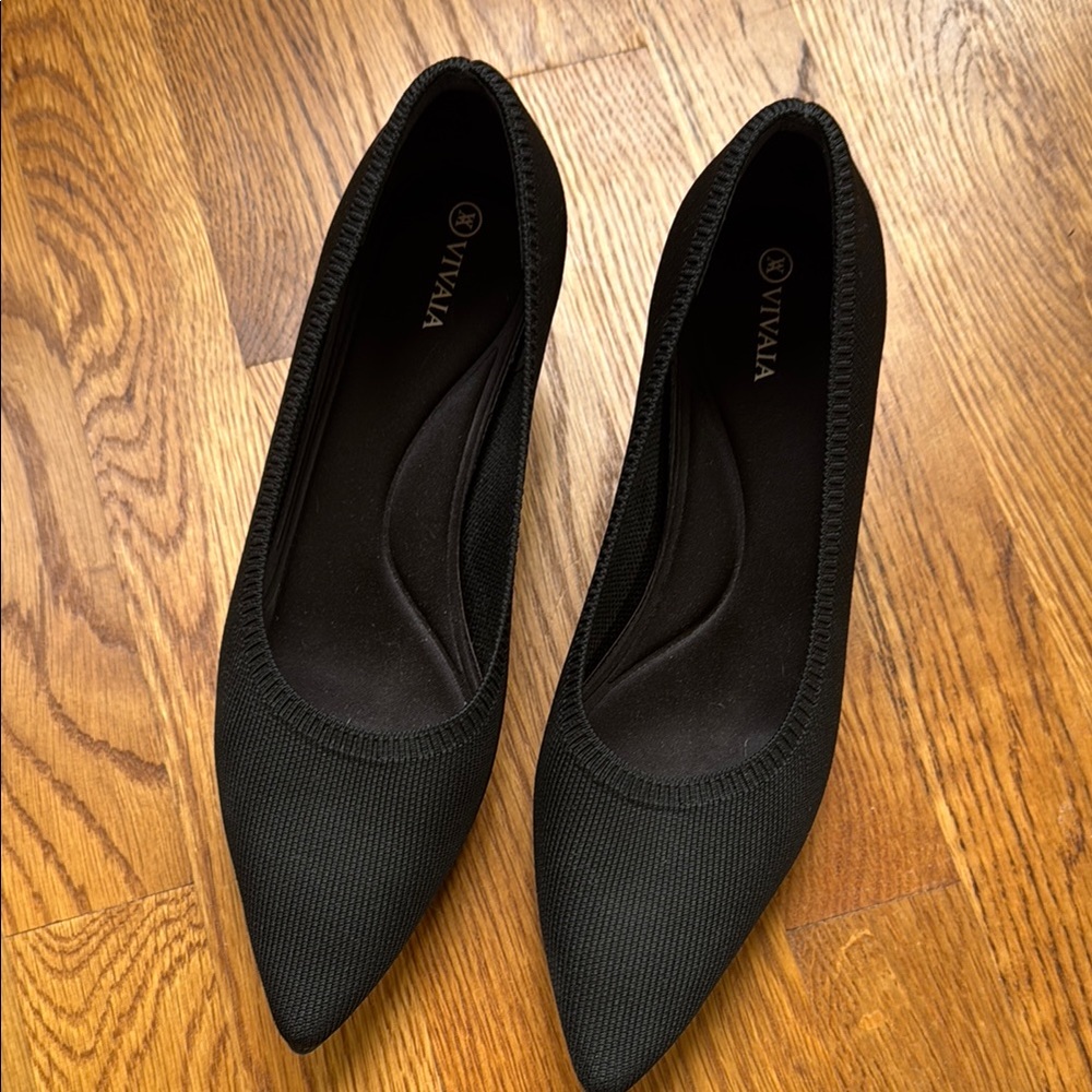 Women's Black Vivaia Pumps